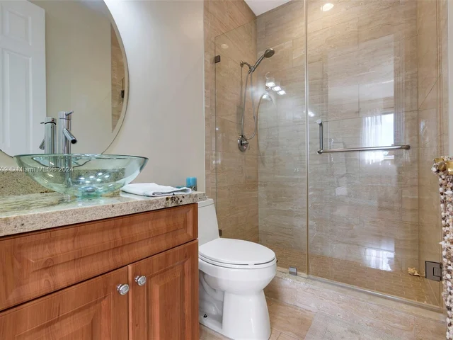 16990 SW 184th St, Miami FL 33187