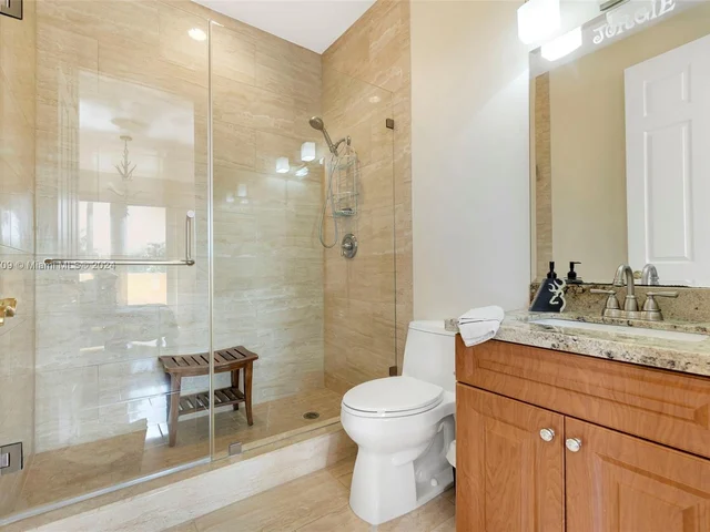 16990 SW 184th St, Miami FL 33187