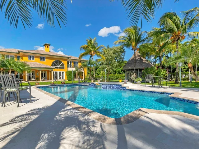 16990 SW 184th St, Miami FL 33187