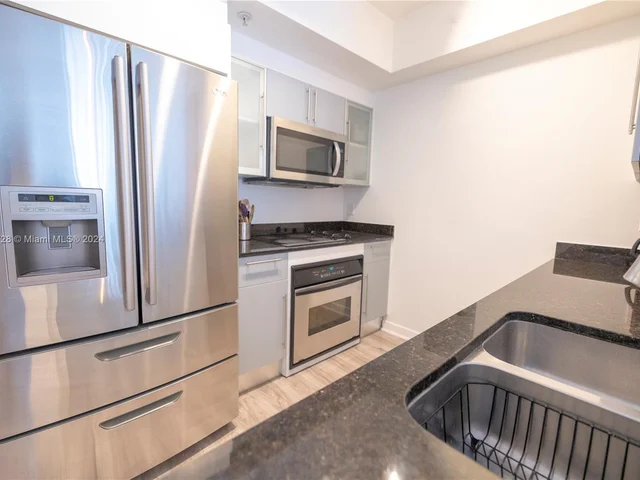 335 S Biscayne Blvd # 303, Miami FL 33131