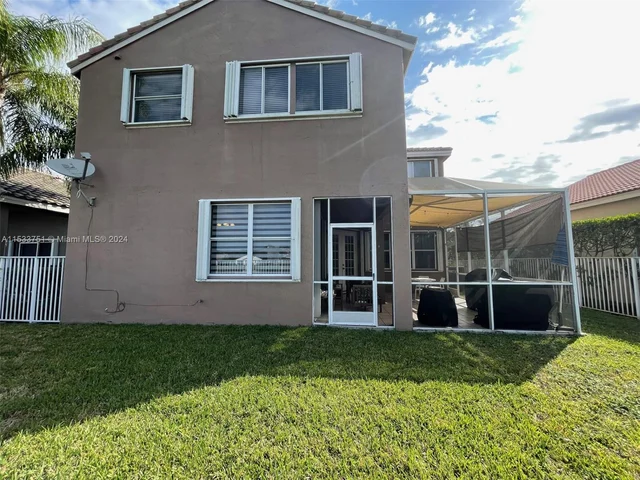 770 Stanton Dr, Weston FL 33326