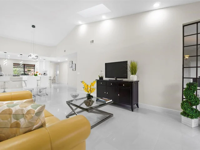 7779 La Mirada Dr, Boca Raton FL 33433