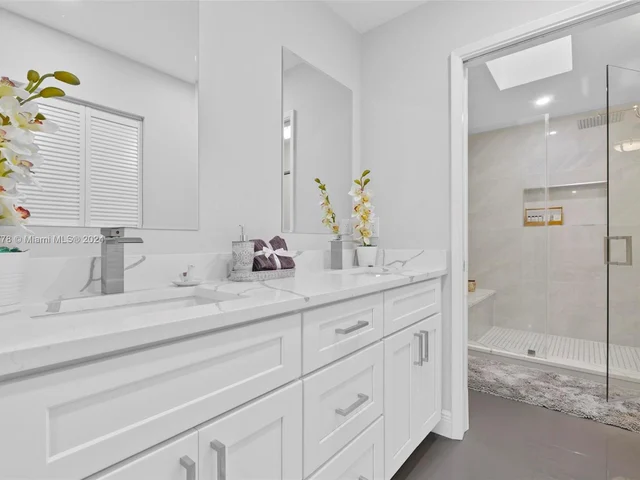 7779 La Mirada Dr, Boca Raton FL 33433