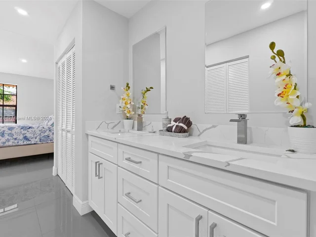 7779 La Mirada Dr, Boca Raton FL 33433