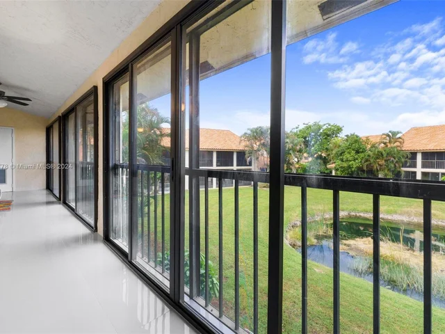 7779 La Mirada Dr, Boca Raton FL 33433