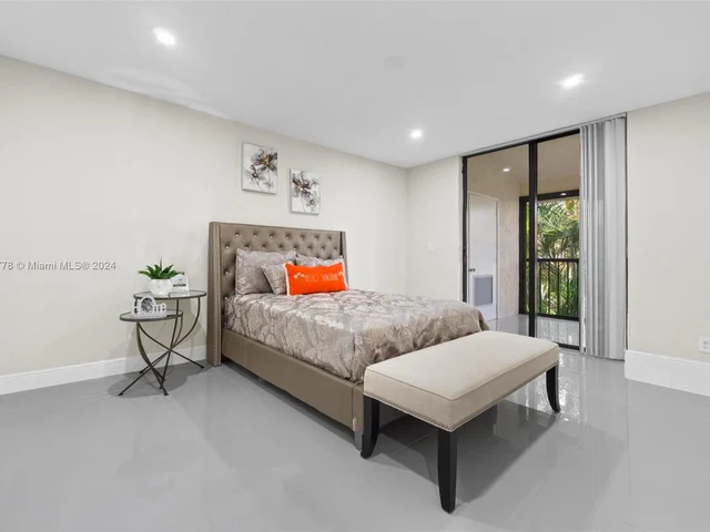 7779 La Mirada Dr, Boca Raton FL 33433