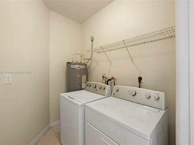 10869 SW 242nd St, Homestead FL 33032