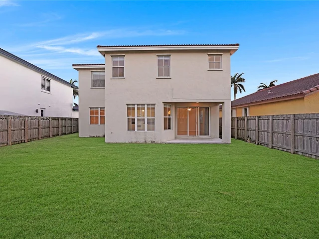 10869 SW 242nd St, Homestead FL 33032