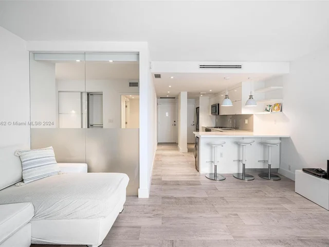 1000 West Ave # 922, Miami Beach FL 33139