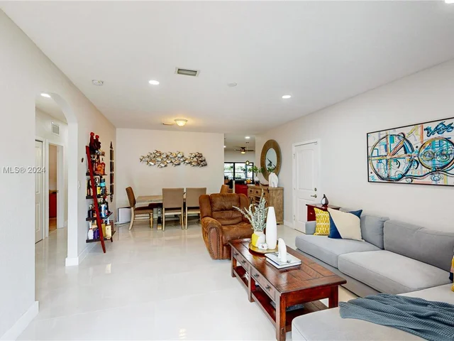 13351 SW 268th Ter, Homestead FL 33032