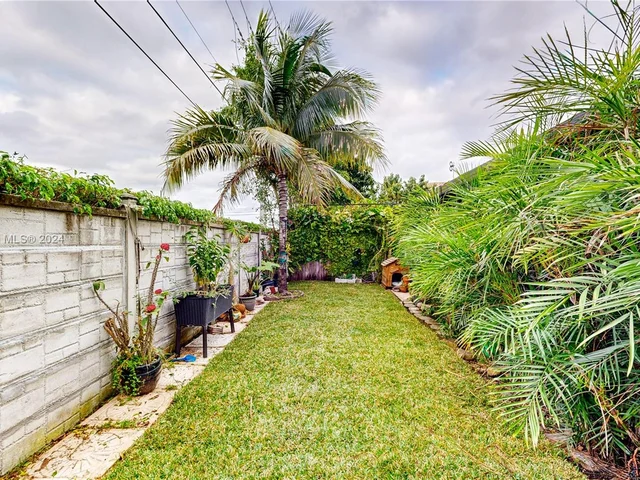 13351 SW 268th Ter, Homestead FL 33032