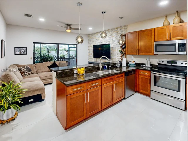 13351 SW 268th Ter, Homestead FL 33032