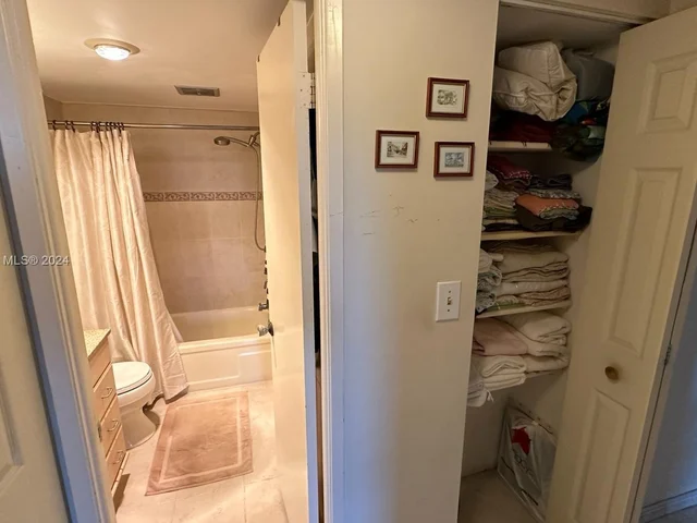 2851 NE 183rd St # 415E, Aventura FL 33160