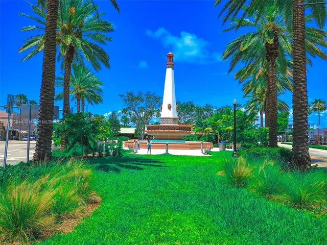 8040 Tatum Waterway Dr # 8040, Miami Beach FL 33141