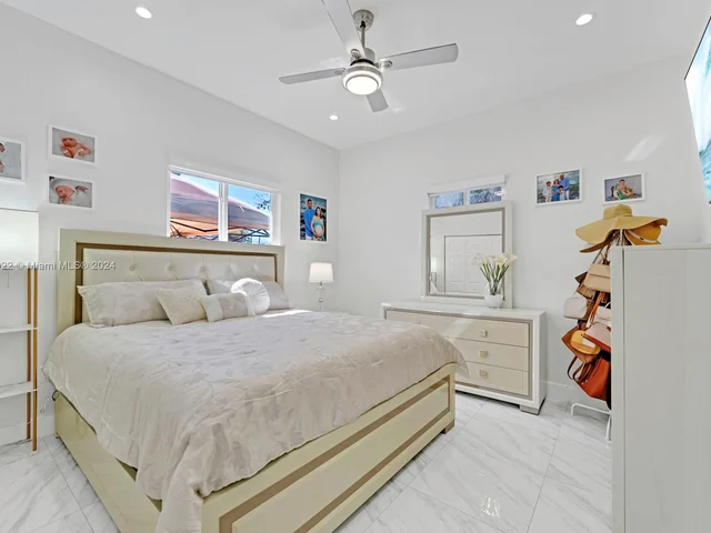 1460 NW 51st St, Miami FL 33142