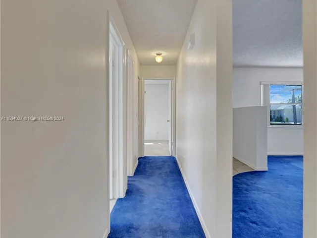 307 SE 4th St, Dania Beach FL 33004