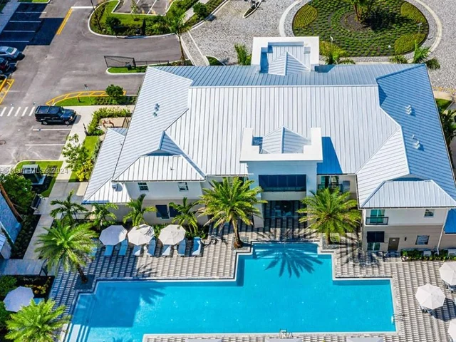 9375 W COMMERCIAL BLVD # 401, Tamarac FL 33351