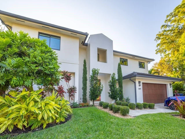 2809 NE 14th Ave, Wilton Manors FL 33334