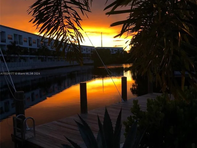 2809 NE 14th Ave, Wilton Manors FL 33334