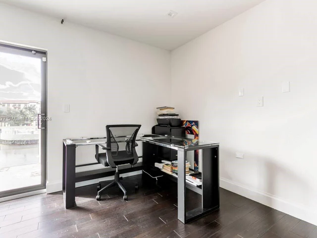 2809 NE 14th Ave, Wilton Manors FL 33334