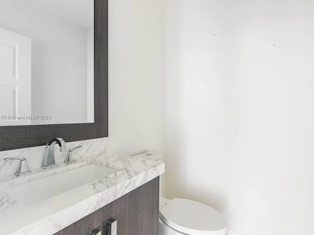 2809 NE 14th Ave, Wilton Manors FL 33334