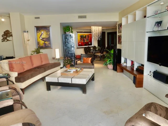 808 Brickell Key Dr # 1508, Miami FL 33131