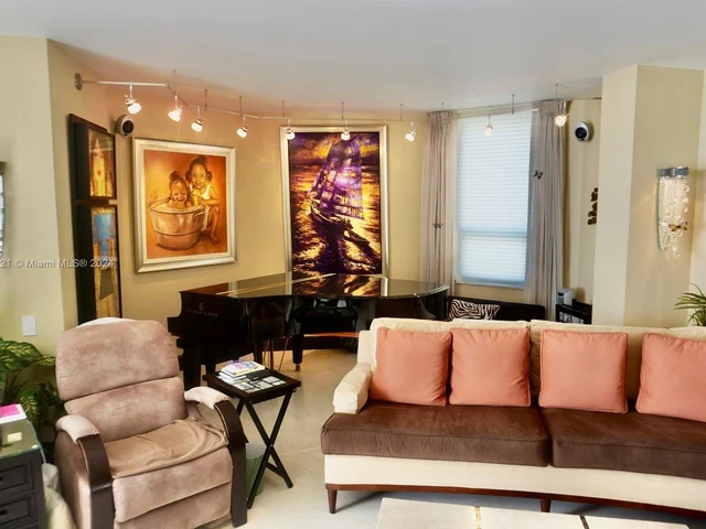 808 Brickell Key Dr # 1508, Miami FL 33131