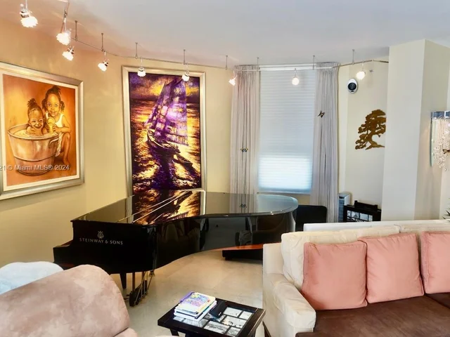 808 Brickell Key Dr # 1508, Miami FL 33131