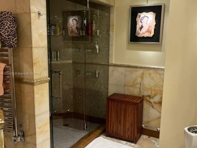 808 Brickell Key Dr # 1508, Miami FL 33131