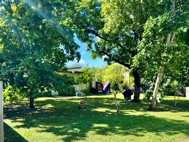 541 Raven Ave, Miami Springs FL 33166