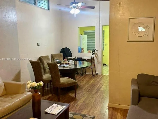 541 Raven Ave, Miami Springs FL 33166