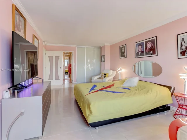 301 174th St # 2119, Sunny Isles Beach FL 33160