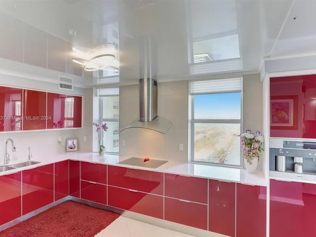 301 174th St # 2119, Sunny Isles Beach FL 33160