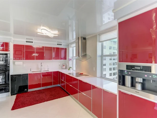 301 174th St # 2119, Sunny Isles Beach FL 33160