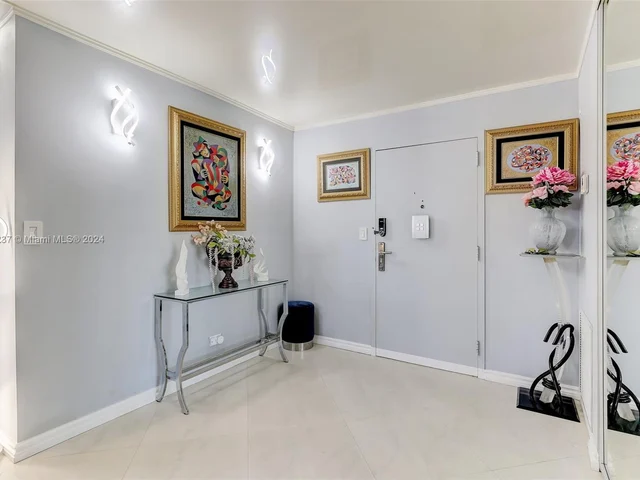 301 174th St # 2119, Sunny Isles Beach FL 33160