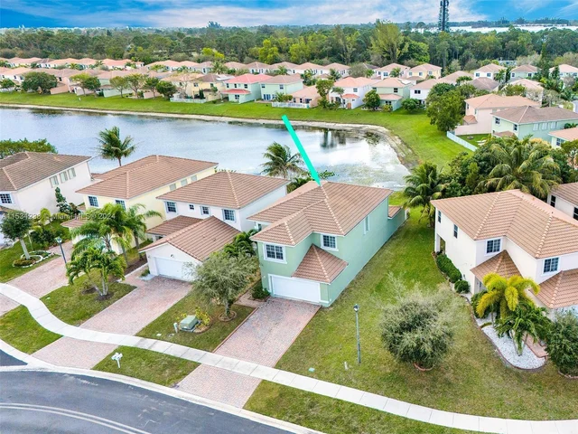 746 Perdido Heights Dr, Palm Beach FL 33413