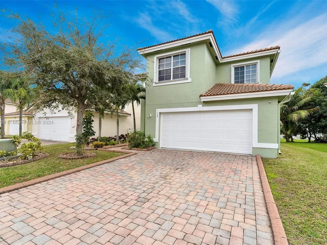 746 Perdido Heights Dr, Palm Beach FL 33413