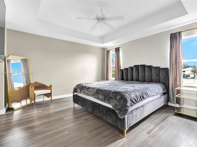 746 Perdido Heights Dr, Palm Beach FL 33413