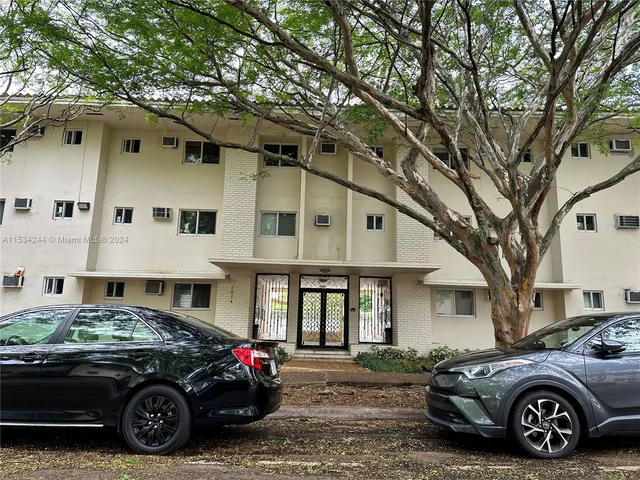 1014 Salzedo St # 107, Coral Gables FL 33134