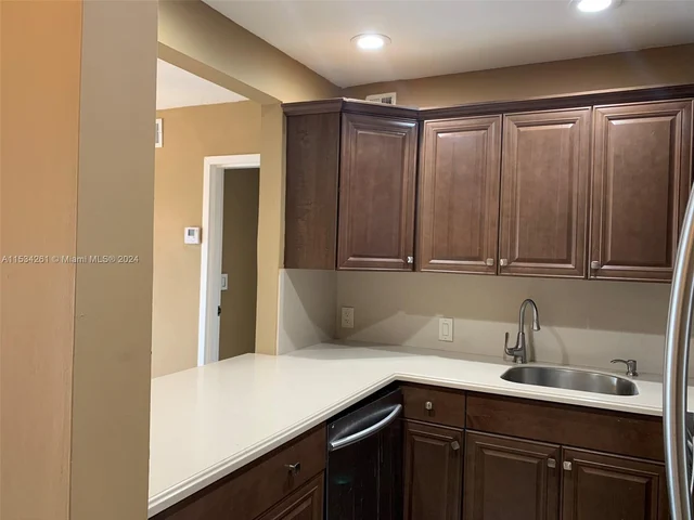 4848 NW 24th Ct # 420, Lauderdale Lakes FL 33313