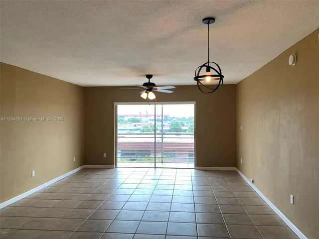 4848 NW 24th Ct # 420, Lauderdale Lakes FL 33313