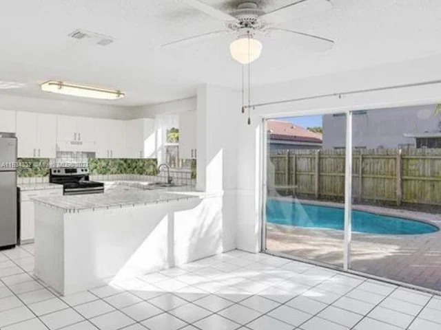 7378 Flores Way, Margate FL 33063