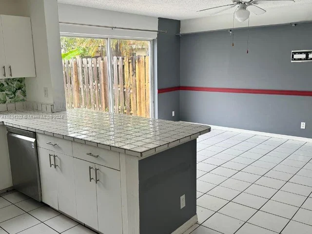 7378 Flores Way, Margate FL 33063