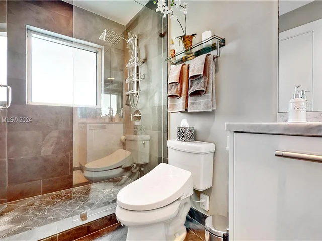 900 Biscayne Blvd # 2901, Miami FL 33132