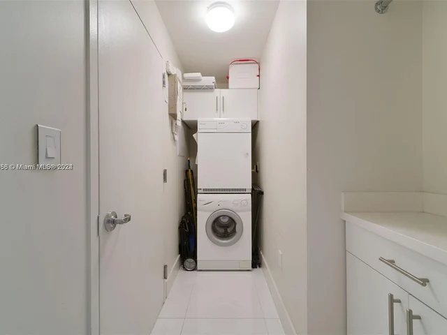 900 Biscayne Blvd # 2901, Miami FL 33132