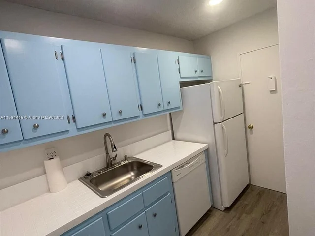 1865 79th St Cswy # 1L, North Bay Village FL 33141