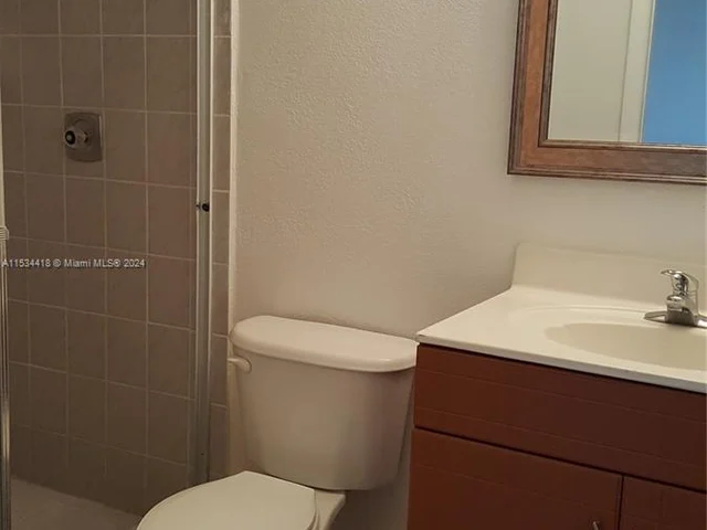 8625 NW 8th St # 401, Miami FL 33126