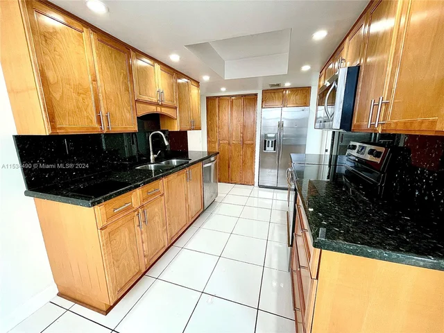 1501 S Ocean Dr # 204, Hollywood FL 33019