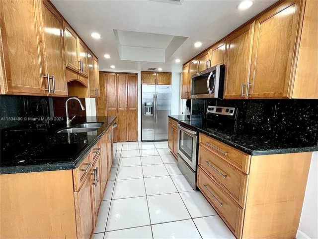 1501 S Ocean Dr # 204, Hollywood FL 33019