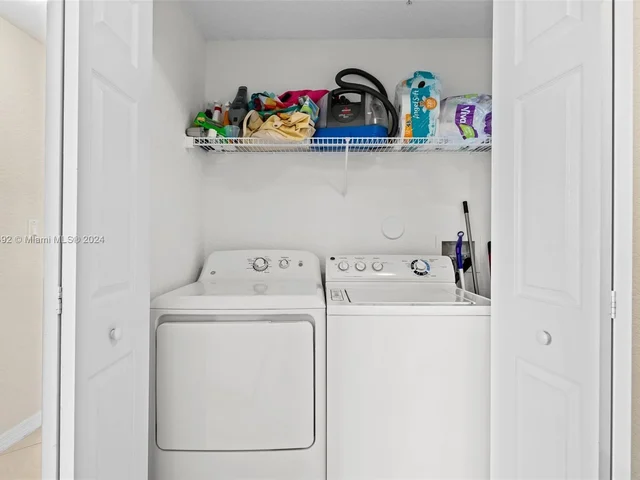 1805 N Flagler Dr # 313, West Palm Beach FL 33407